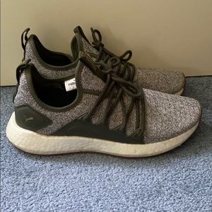 Puma dark green sneakers